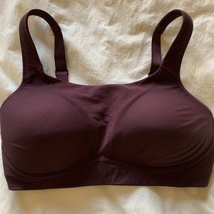 Lululemon runtimes bra